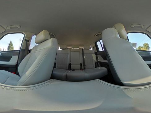 Used 2025 Hyundai Santa Fe SEL FWD image 46