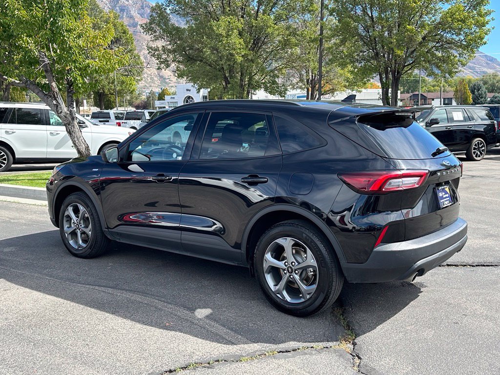Used 2025 Ford Escape ST-Line AWD/4WD image 14
