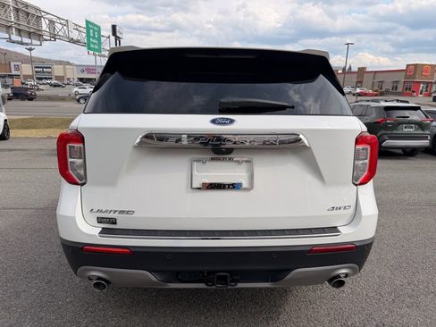 Used 2023 Ford Explorer Limited w/ Limited Technology Package image 5