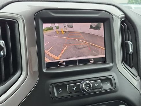 Used 2023 Chevrolet Silverado 1500 Custom AWD/4WD image 13