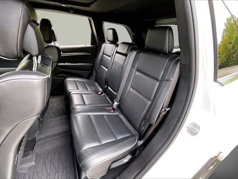 Used 2020 Jeep Grand Cherokee Overland w/ Interior Metal Package AWD/4WD image 23