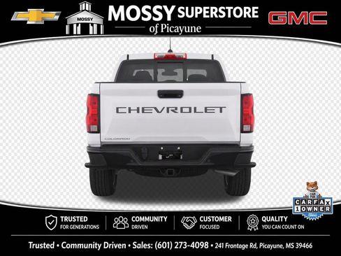 Used 2024 Chevrolet Colorado W/T w/ WT Convenience Package II AWD/4WD image 9