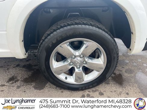 Used 2016 RAM 1500 Outdoorsman image 11