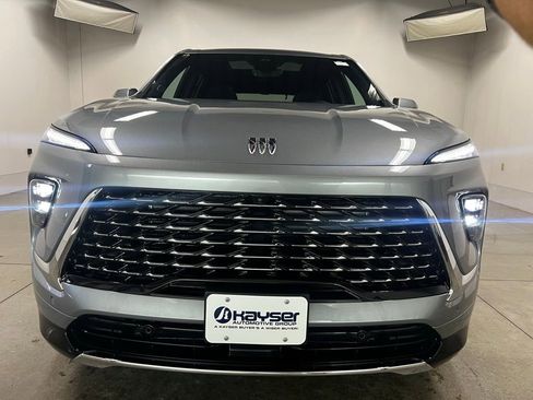 New 2026 Buick Enclave Avenir w/ Super Cruise Package AWD/4WD image 8
