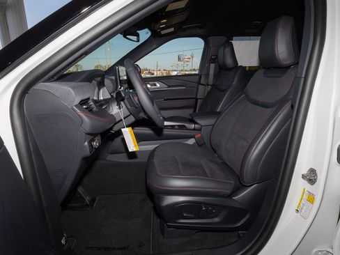 New 2026 Ford Explorer ST AWD/4WD image 10