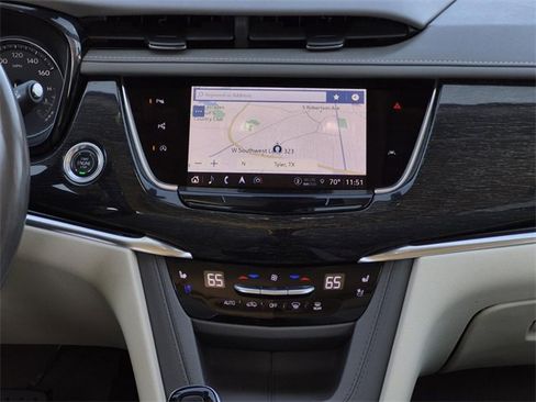 Used 2021 Cadillac XT6 Premium Luxury image 35