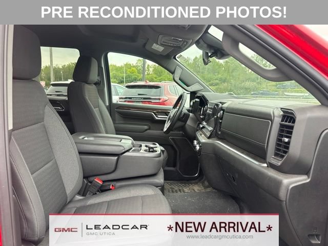 Used 2024 GMC Sierra 1500 Elevation AWD/4WD image 7