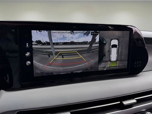 Used 2024 Hyundai Palisade SEL FWD image 8