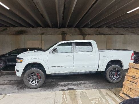 Used 2022 RAM 1500 Big Horn AWD/4WD image 6