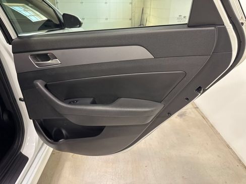 Used 2018 Hyundai Sonata SEL FWD image 35