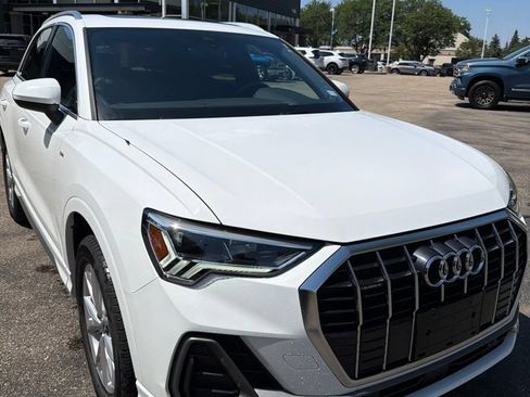 Used 2025 Audi Q3 2.0T Premium AWD/4WD image 5