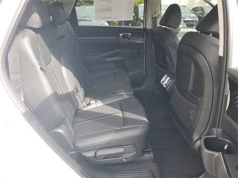 New 2026 Kia Sorento S image 12