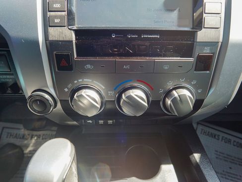 Used 2020 Toyota Tundra SR5 w/ SR5 Upgrade Package image 23