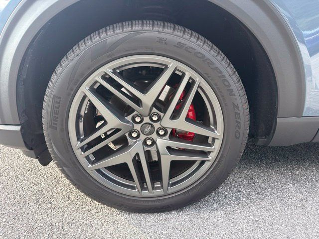 Used 2025 Ford Explorer ST w/ Sun And Sound Package RWD image 13
