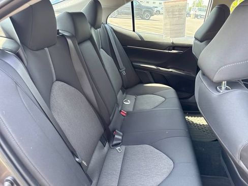 Used 2022 Toyota Camry LE FWD image 14