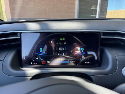 Used 2023 Hyundai Santa Cruz SEL Premium image 22