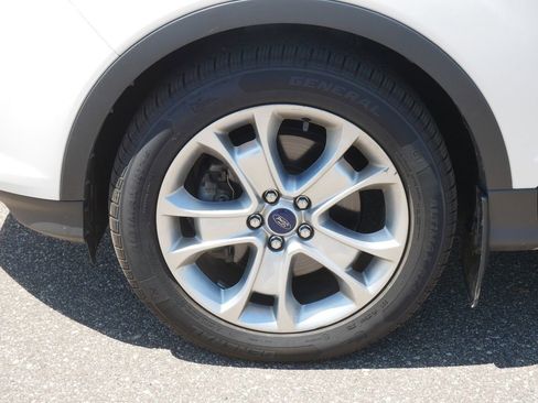 Used 2016 Ford Escape Titanium FWD image 9