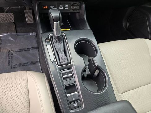 Used 2023 Honda Civic Touring image 22
