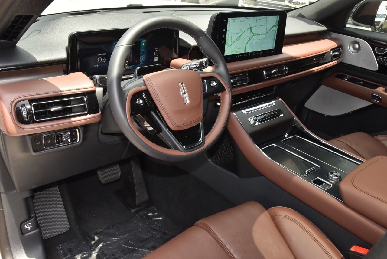 New 2026 Lincoln Aviator Reserve AWD/4WD image 35