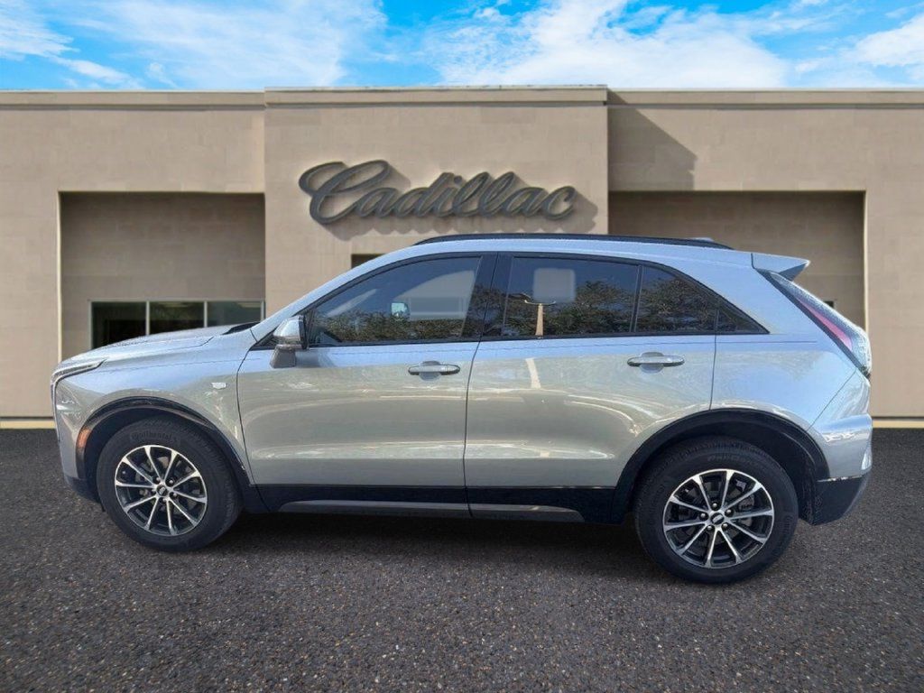 Certified 2025 Cadillac XT4 Sport FWD image 7