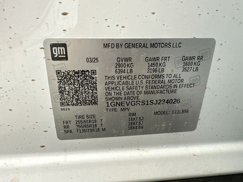 Used 2025 Chevrolet Traverse LT w/ Driver Confidence Package AWD/4WD image 24