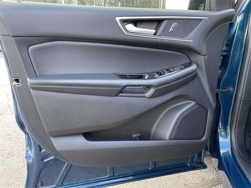 Used 2020 Ford Edge SEL w/ Convenience Package image 18