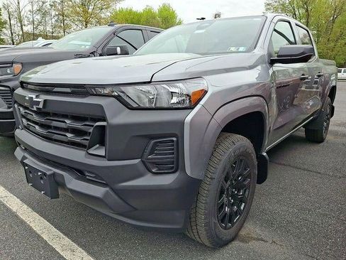 New 2026 Chevrolet Colorado W/T AWD/4WD image 3