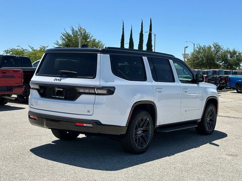New 2026 Jeep Grand Wagoneer 4WD image 7