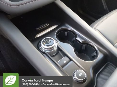 New 2025 Ford Explorer Active w/ Active Comfort Package image 18