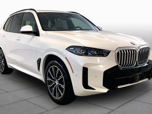 Used 2024 BMW X5 xDrive50e w/ Executive Package AWD/4WD image 2