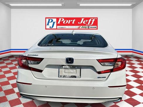 Used 2022 Honda Accord EX-L image 5