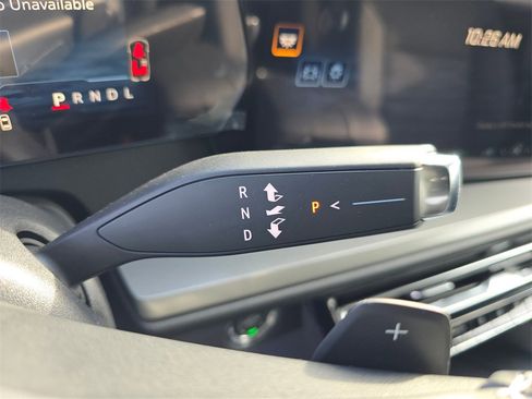 New 2026 Chevrolet Traverse LT image 25