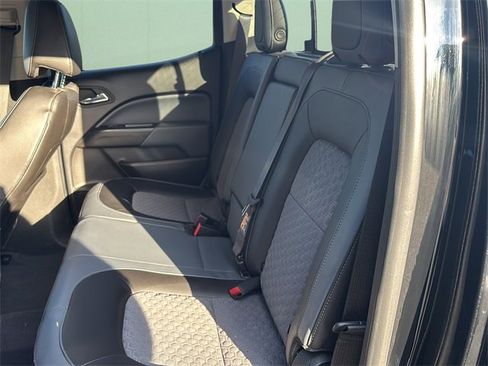 Used 2020 Chevrolet Colorado Z71 image 20