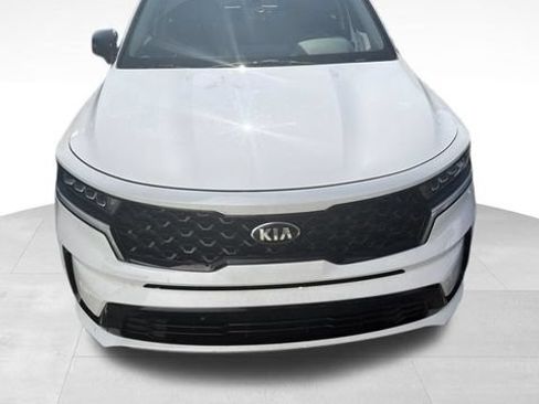 Used 2021 Kia Sorento S FWD image 1