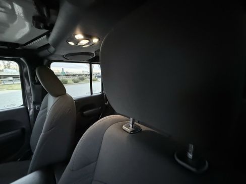 Used 2023 Jeep Wrangler Sport S image 23