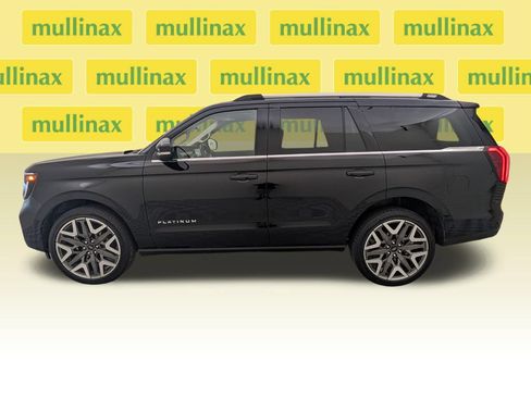 Used 2025 Ford Expedition Platinum w/ Platinum Ultimate Package AWD/4WD image 11
