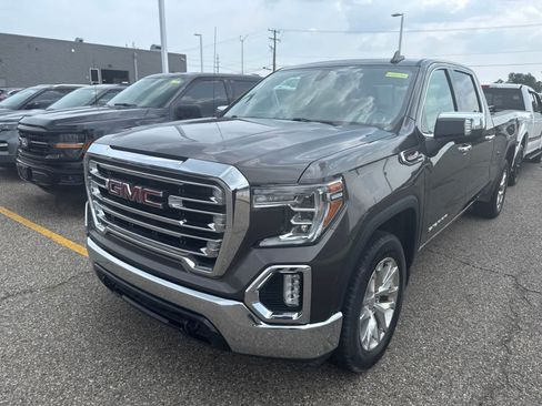 Used 2019 GMC Sierra 1500 SLT w/ SLT Convenience Package AWD/4WD image 2