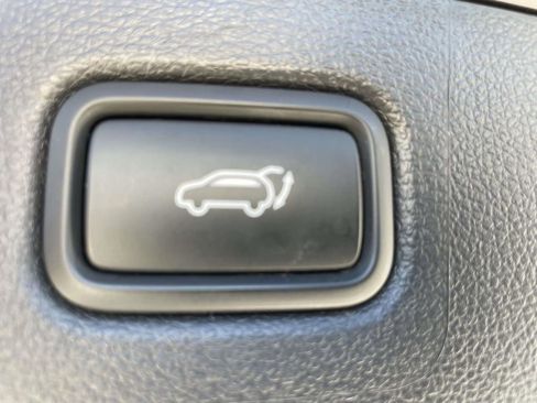 Used 2021 Hyundai Tucson Ultimate FWD image 9