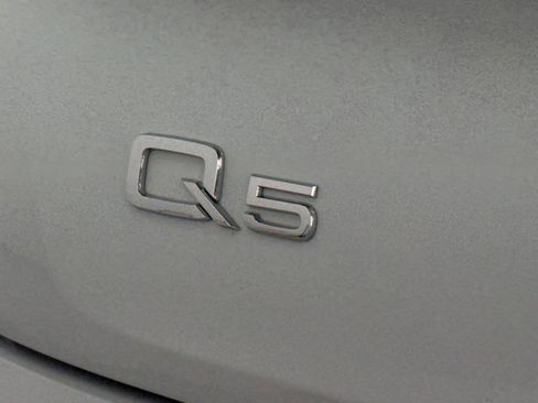 Used 2022 Audi Q5 2.0T Premium w/ Convenience Package AWD/4WD image 20