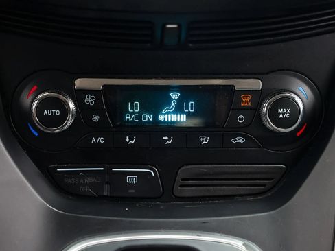 Used 2014 Ford Escape SE w/ Equipment Group 201A FWD image 30