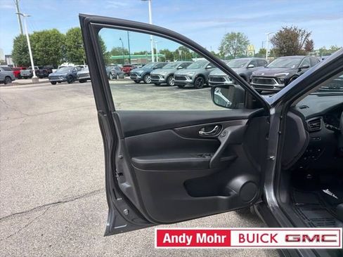 Used 2019 Nissan Rogue S w/ Special Edition Package AWD/4WD image 21