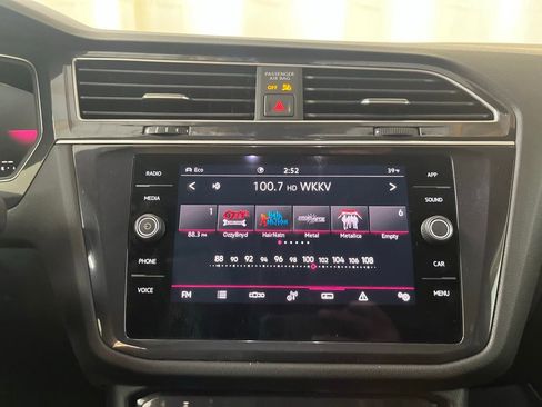 Certified 2024 Volkswagen Tiguan SE R-Line image 19
