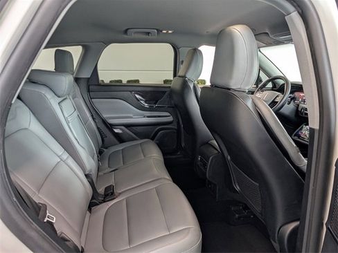 Used 2022 Lincoln Corsair FWD image 14