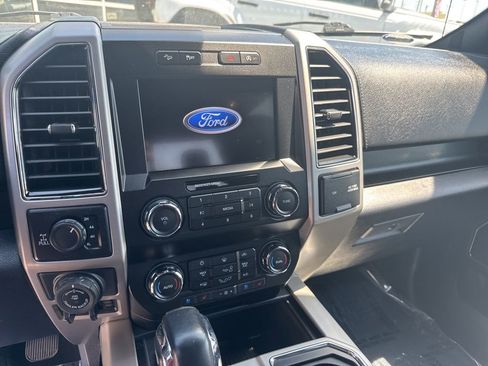 Used 2019 Ford F150 Lariat image 31