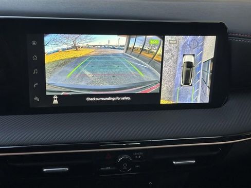 Certified 2025 Nissan Kicks SR image 18