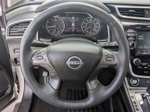 Used 2024 Nissan Murano SL image 14