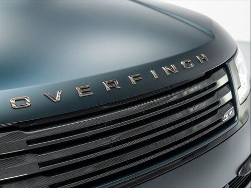 New 2025 Land Rover Range Rover Long Wheelbase Autobiography image 11