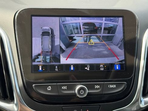 Certified 2022 Chevrolet Equinox Premier AWD/4WD image 4