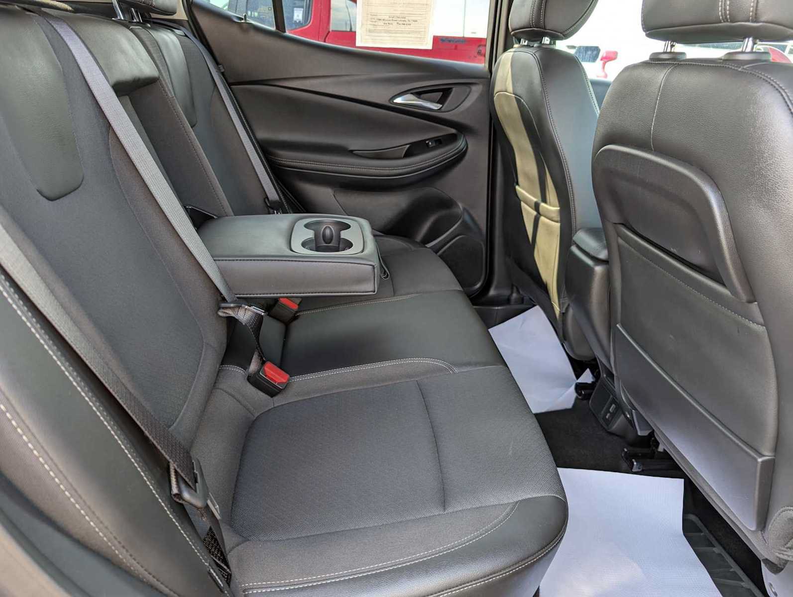 Certified 2023 Buick Encore GX Select w/ Sport Touring Package AWD/4WD image 39