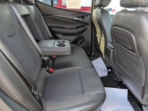 Certified 2023 Buick Encore GX Select w/ Sport Touring Package AWD/4WD image 39